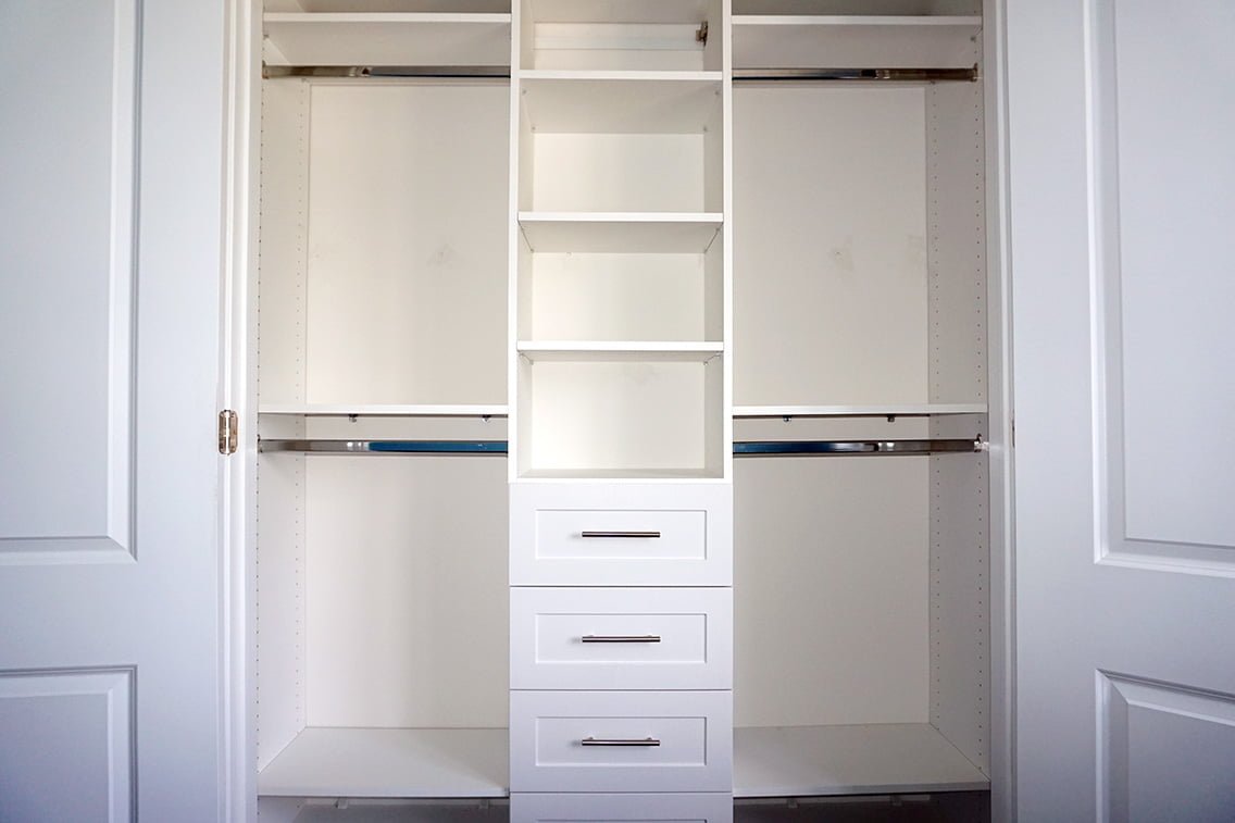 WhiteCloset03